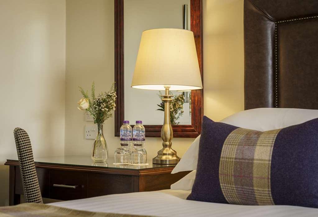 Macdonald Elmers Court Hotel Lymington Rum bild
