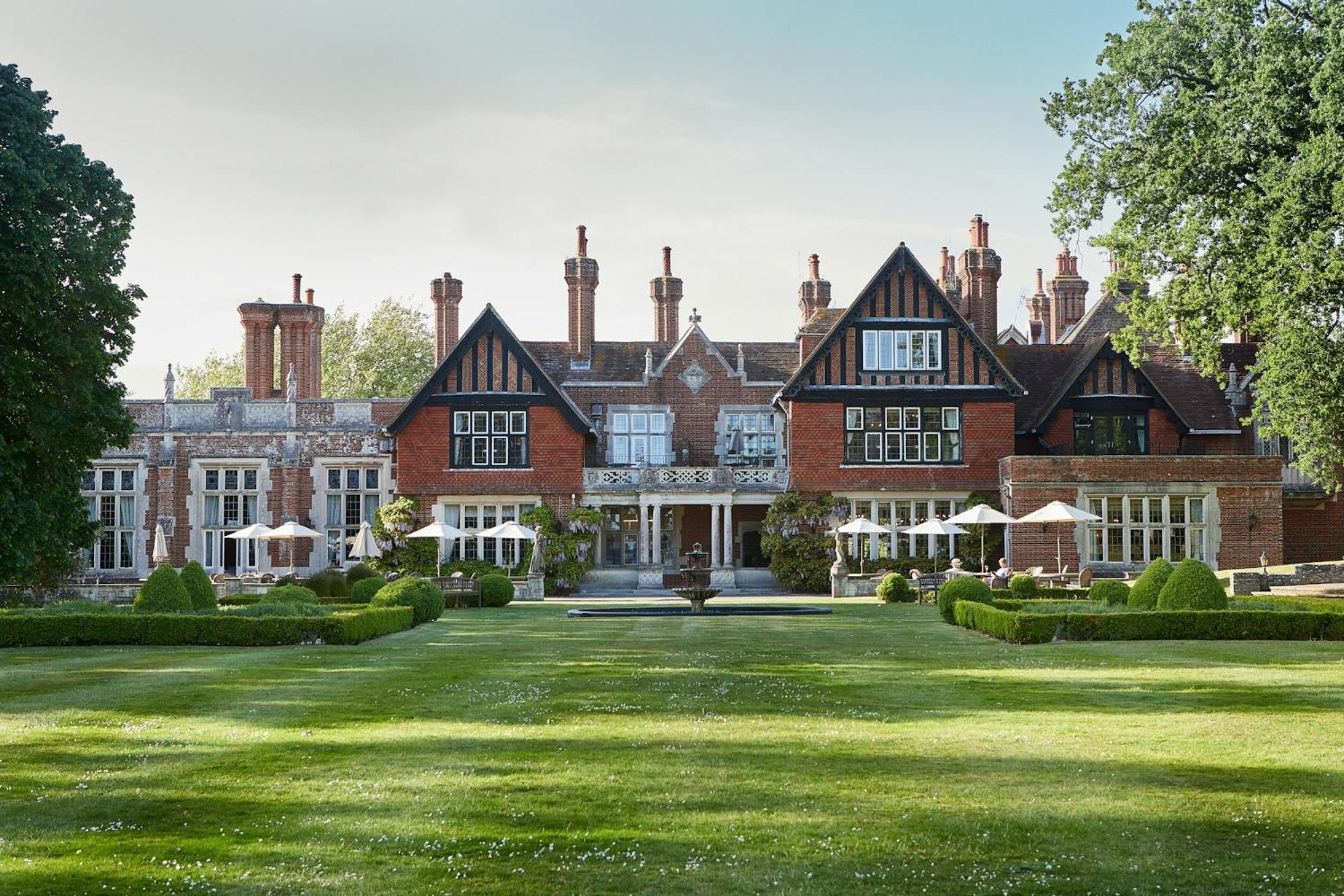 Macdonald Elmers Court Hotel Lymington Exteriör bild