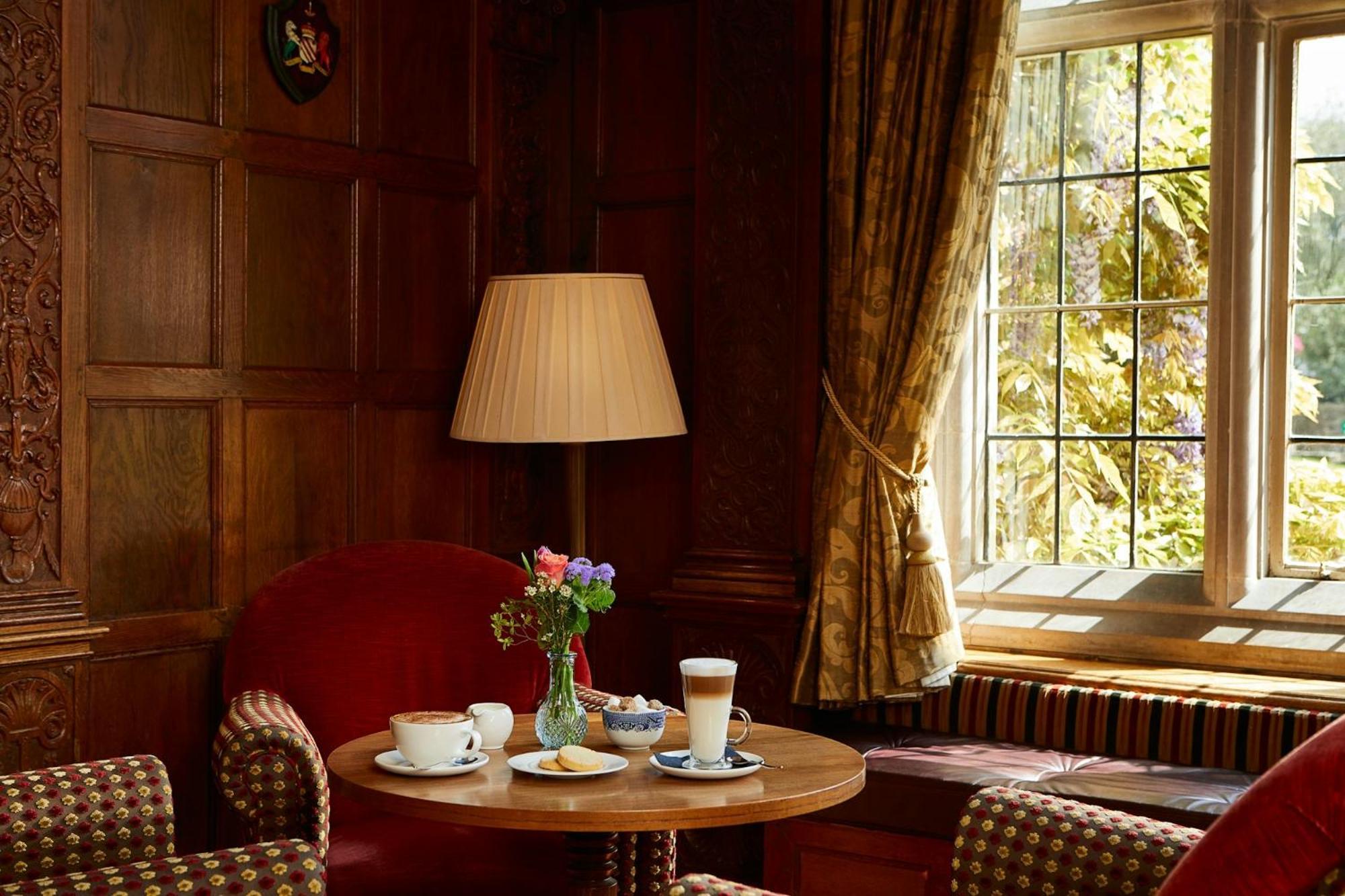 Macdonald Elmers Court Hotel Lymington Exteriör bild